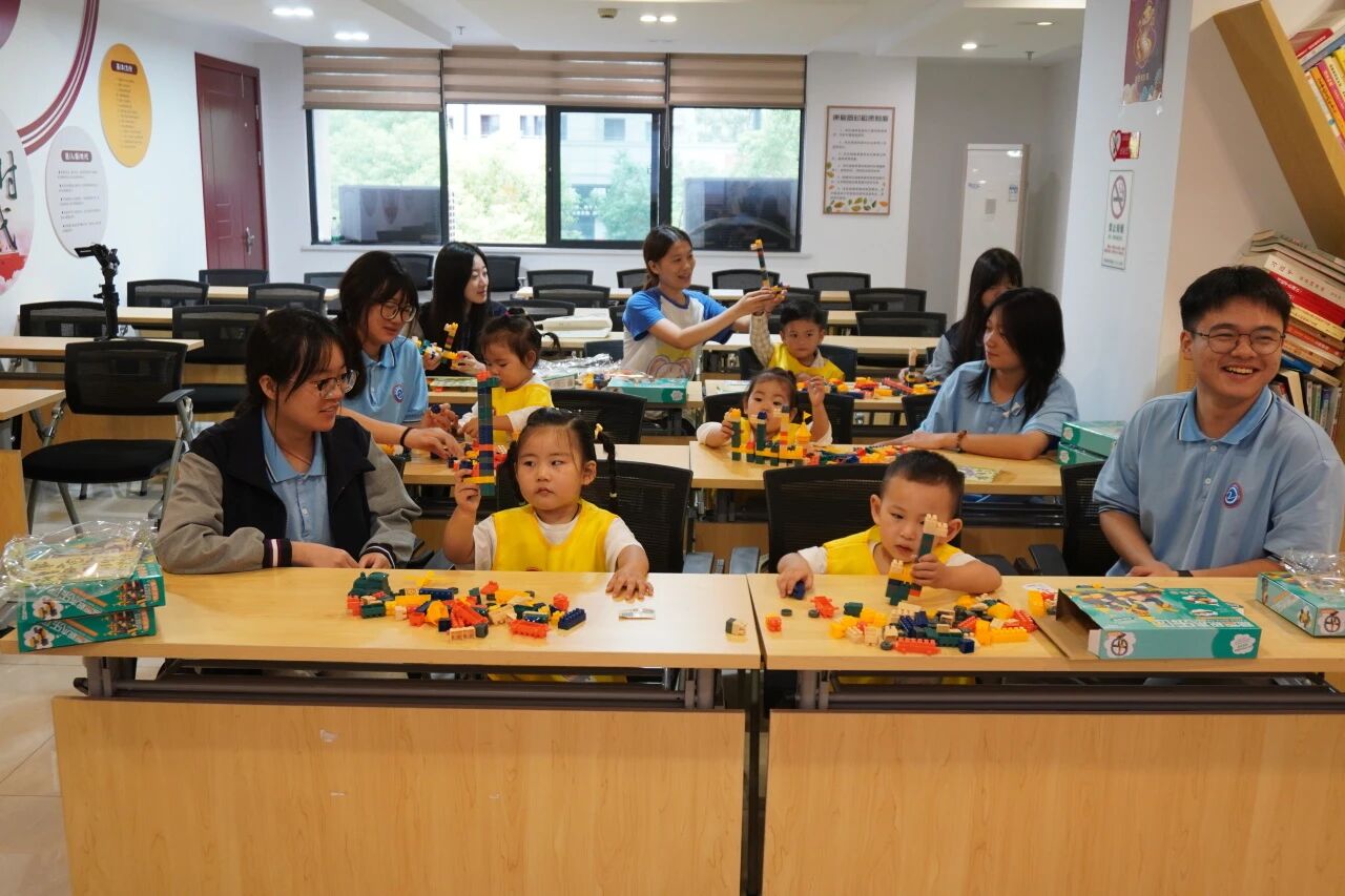 志愿青春 童心筑梦 | 枇杷湾社区积木工坊志愿活动！